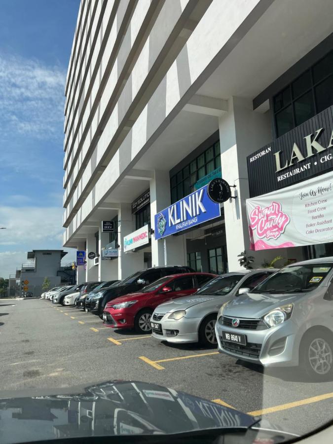 Homestay Casa Mewah Suites 3 Bedroom Bandar Baru Bangi Exterior photo